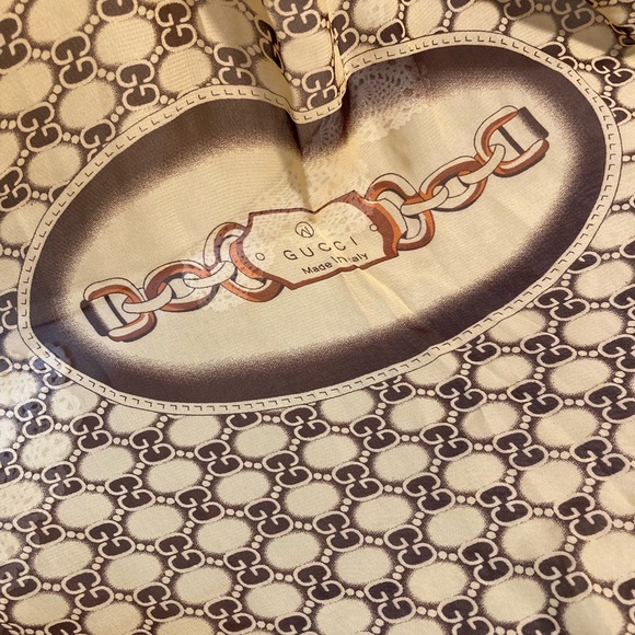 Long Vintage Gucci Silk Scarf - Picture 5 of 14